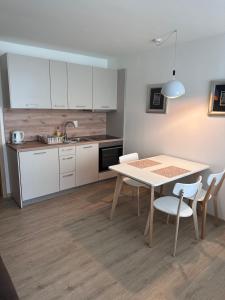 Apartments Kaninska Vas 