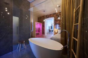 Hiša Ančka, Boutique Hotel & Maja Rooms 