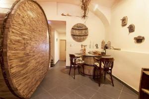 Beer & wine cellar 