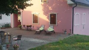 Merkež Guest House 