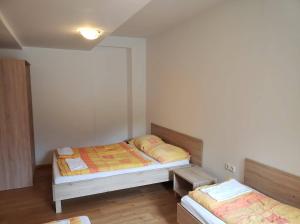 Youth Hostel Nika 