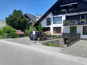 Aparthouse Ani 