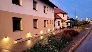 Guesthouse ob Sotočju Budič 