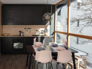 Apartment Obsidian 
