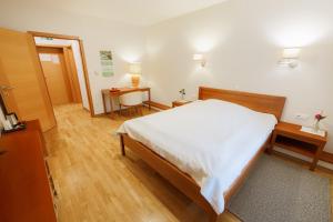 Pri Žabarju Bed & Breakfast Ljubljana 