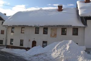 Apartments Pr'Krštano 
