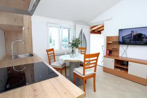 Apartmaji s pogledom na morje Portorož ZM -Sea View Apartments Portoroz ZM 