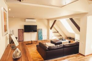 SKOL apartments 