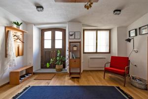 Apartment Center 