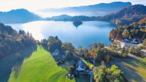Lake House Sebanc 