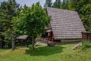 Wooden Cottage 
