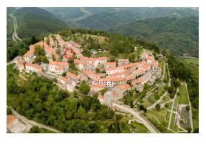 Blackbird House Štanjel Historic Center 