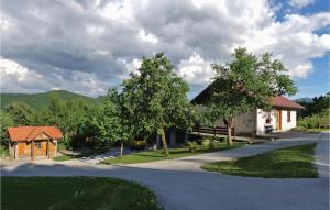 4 Bedroom Lovely Home In Kostel