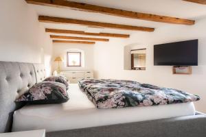 Apartment VILLA IRENA Great For a Family Holiday With Free Parking And EV Station 