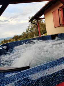Gozdarjeva koča nad Rimskimi Toplicami 