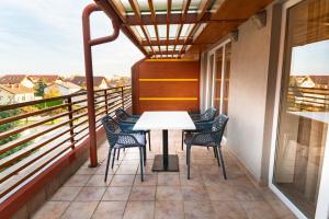 Bella Mura Golden Apartment 