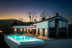 Larya House 