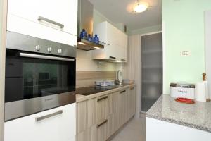 Apartment CVETKO 
