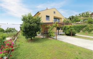 Lovely Apartment In Koper