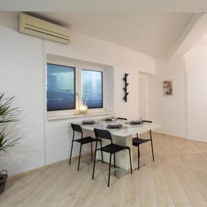 APARTMENT SAPICA 