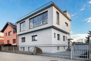 Contemporary apartment with rooftop terrace in Maribor 