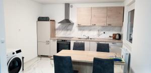 Apartma Sivi žako 