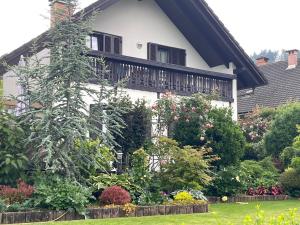 Pleasant Apartments 