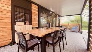 MAGNOLIA HOUSE by the RIVER 