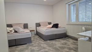 Apartmaji PR' KERIN 