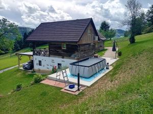 Apartments Pajek & Pajčevina on the Hayrack