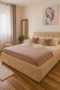 Apartment #Story