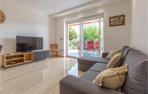 Cozy Apartment In Koper With Sauna 