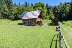 Apartment in Chalet Goldilocks 