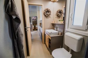 DELUXE Lake View Mobile Homes with Thermal Riviera Tickets 