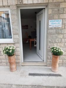 APARTMENT RAFAELLO