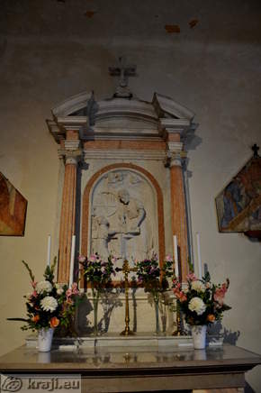 Side altar