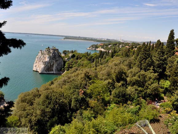 Razgled na Stari Devinski grad