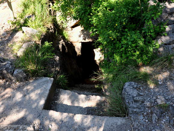 Vhod v kaverno Vhod v kaverno