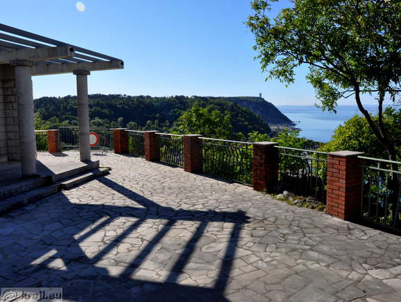 Seasonal Tourist Info Point