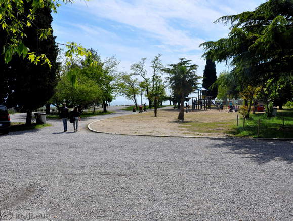 Path to beach