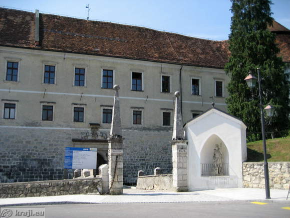 Schloss Brezice - Äußere