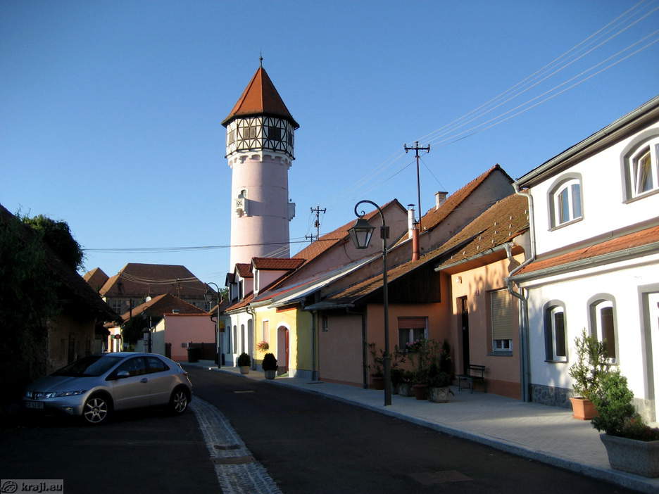 Ulica stare pravde v Brežicah