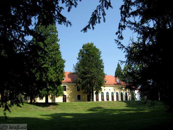 Schlosspark Mokrice