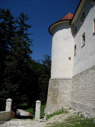 View back of arrival direction