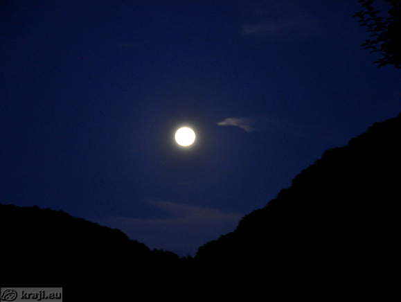 Moon over the camp at Kolpa