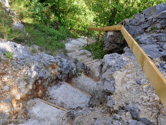 Zeljnske jame (Zeljna Grotte)