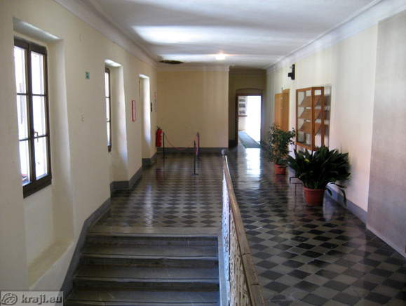 Arrival in the museum part of the castle