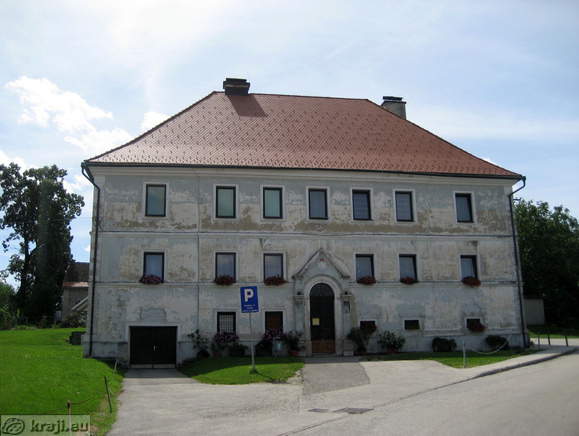 Leskovec pri Krškem <br> Župnijski urad Leskovec pri Krškem