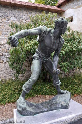 Ein Denkmal für die Jugendarbeitsbrigaden