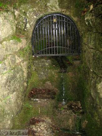 Trdinov vrh - Dom pri Gospodicni